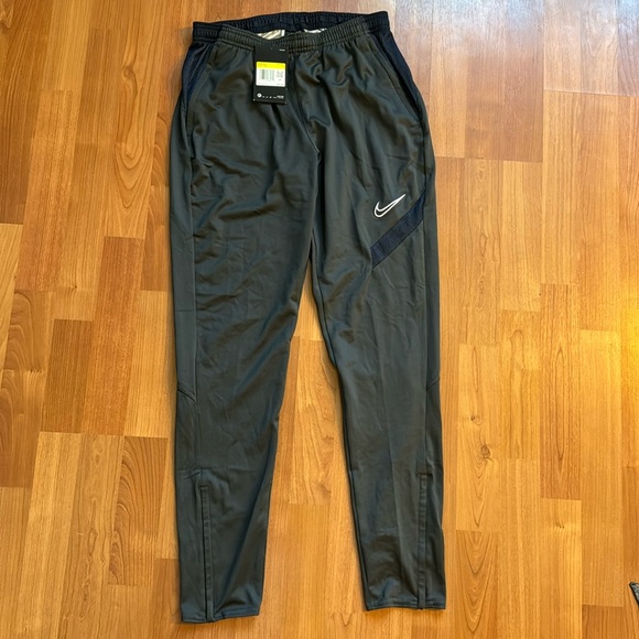 NWT Nike Women's Academy Pro Knit Pant Anthracite/Obsidian - Small - Picture 2 of 6